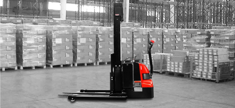 Xe n&acirc;ng tay điện cao